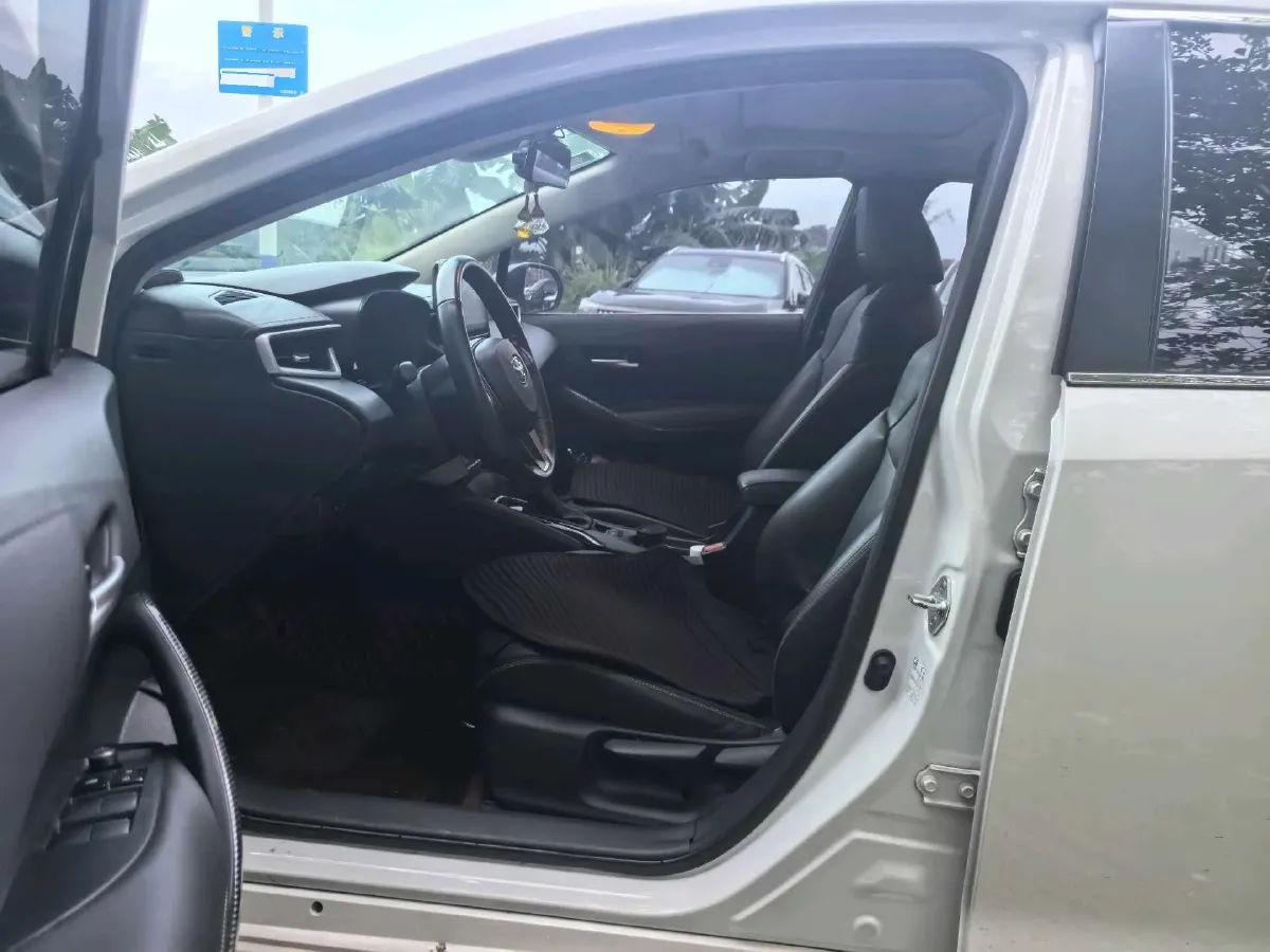 2021 Toyota Corolla 1.2T 116HP L4 CVT,autocango,china used car exporter,china ev exporter,chinese used car exporter,chinese used ev exporter