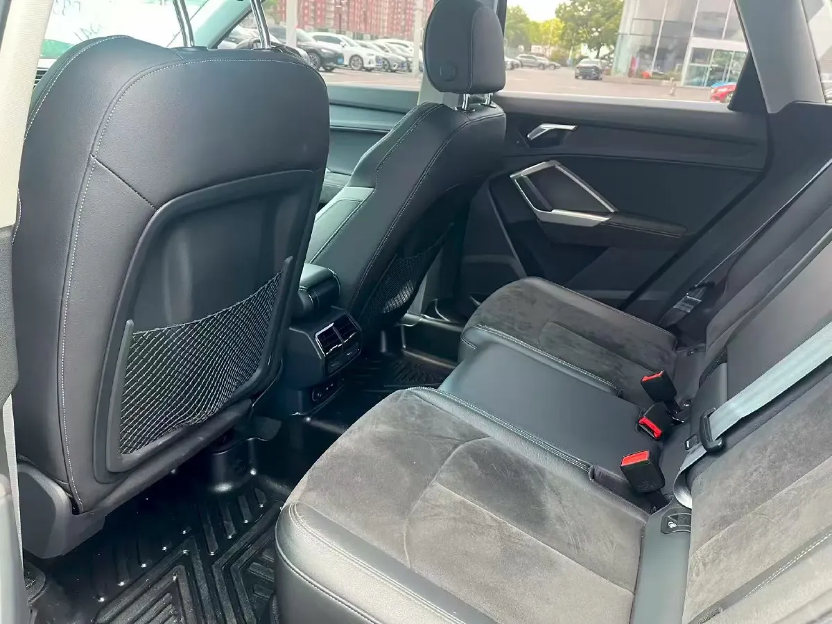 2022 Audi Q3 1.4T 150HP L4 7DCT,autocango,china used car exporter,china ev exporter,chinese used car exporter,chinese used ev exporter