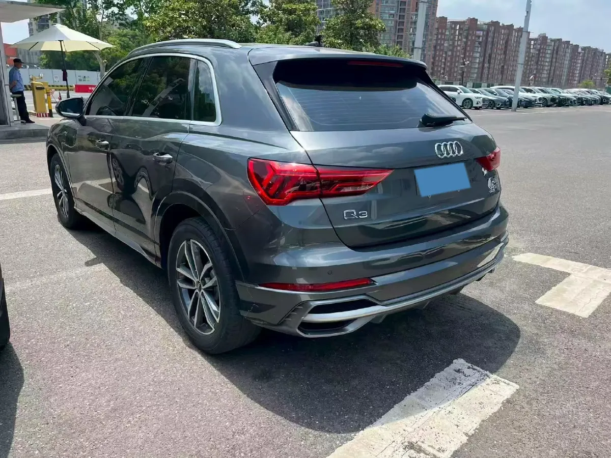 2022 Audi Q3 1.4T 150HP L4 7DCT,autocango,china used car exporter,china ev exporter,chinese used car exporter,chinese used ev exporter