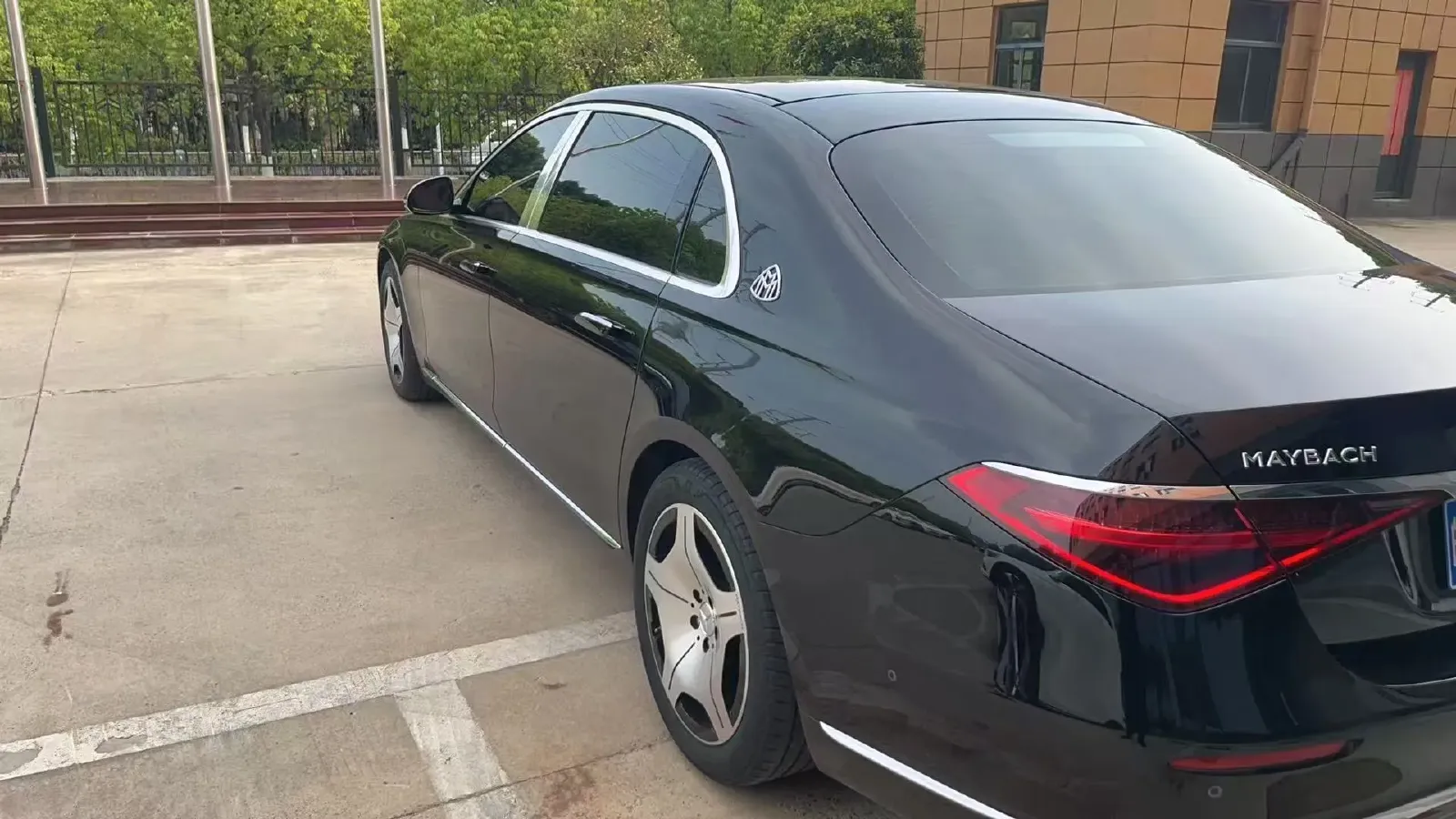 2024 Mercedes-Benz Maybach S Class 3.0T 367HP L6 9AT,autocango,china used car exporter,china ev exporter,chinese used car exporter,chinese used ev exporter