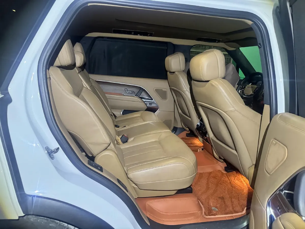 2024 Land Rover Range Rover 3.0T 400HP L6 8AT,autocango,china used car exporter,china ev exporter,chinese used car exporter,chinese used ev exporter