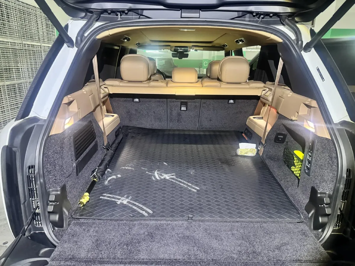 2024 Land Rover Range Rover 3.0T 400HP L6 8AT,autocango,china used car exporter,china ev exporter,chinese used car exporter,chinese used ev exporter