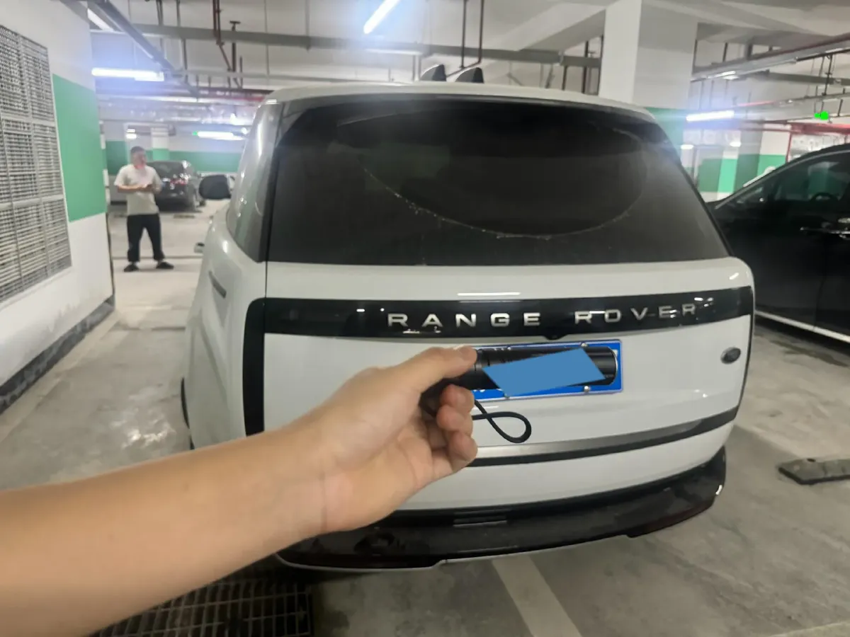 2024 Land Rover Range Rover 3.0T 400HP L6 8AT,autocango,china used car exporter,china ev exporter,chinese used car exporter,chinese used ev exporter