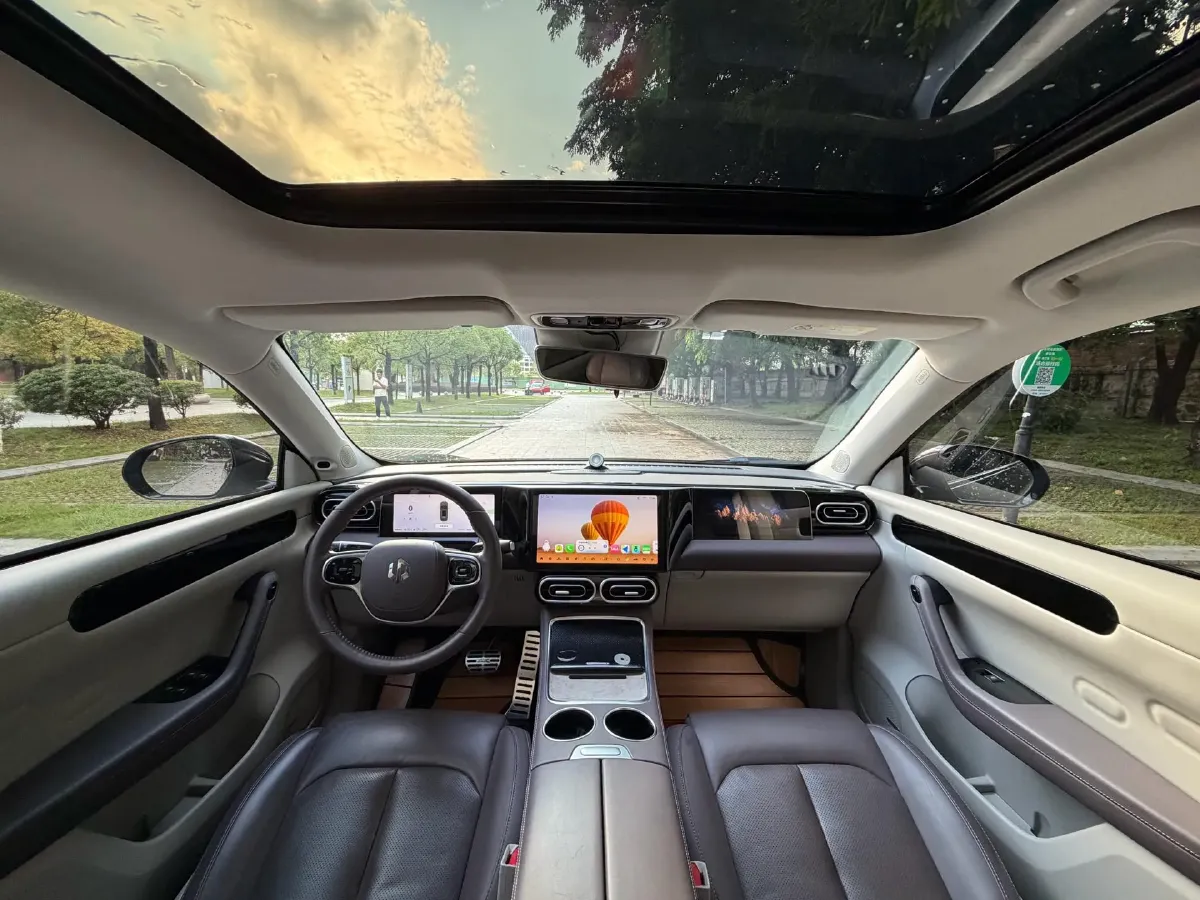 2023 Leapmotor C11 Range Extended 131HP REEV 43.74KWH,autocango,china used car exporter,china ev exporter,chinese used car exporter,chinese used ev exporter