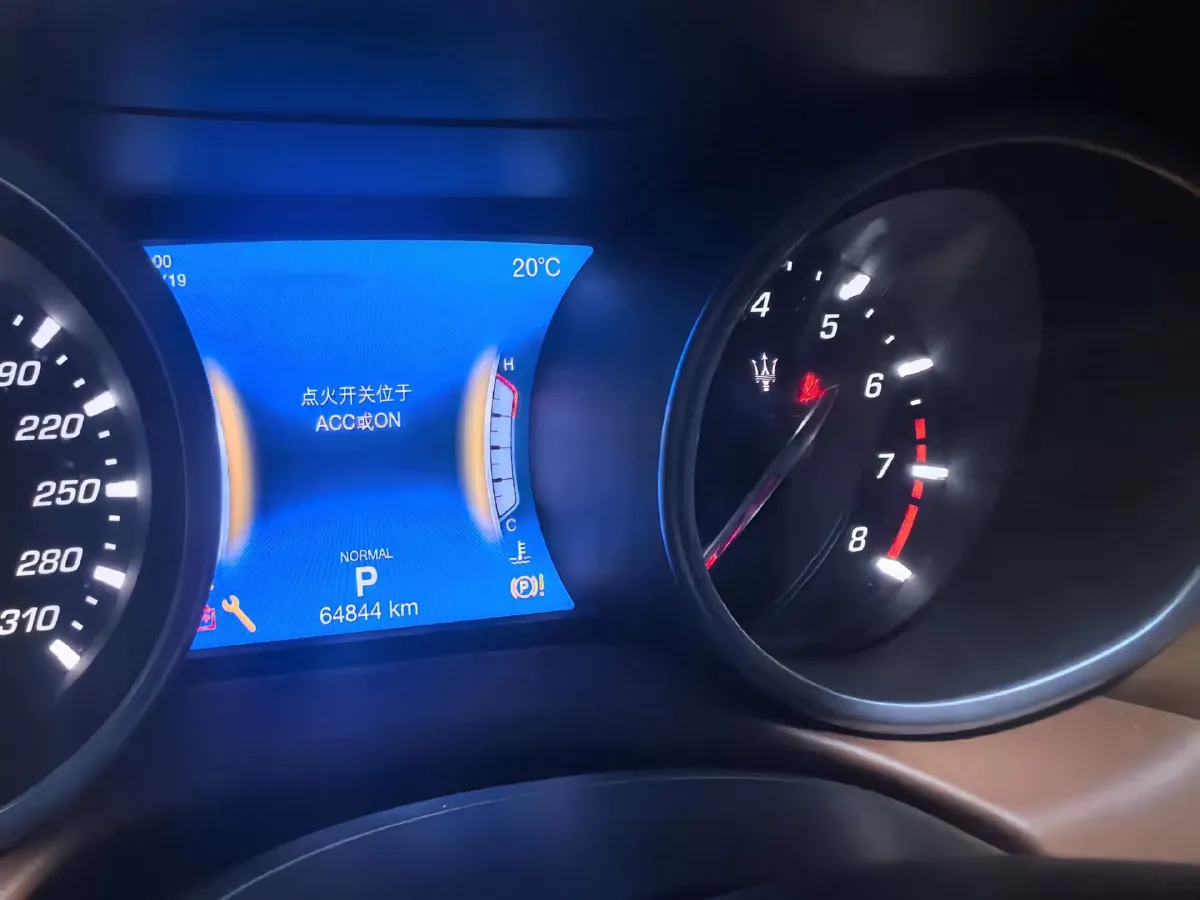 2019 Maserati Ghibli 3.0T 350HP V6 8AT,autocango,china used car exporter,china ev exporter,chinese used car exporter,chinese used ev exporter