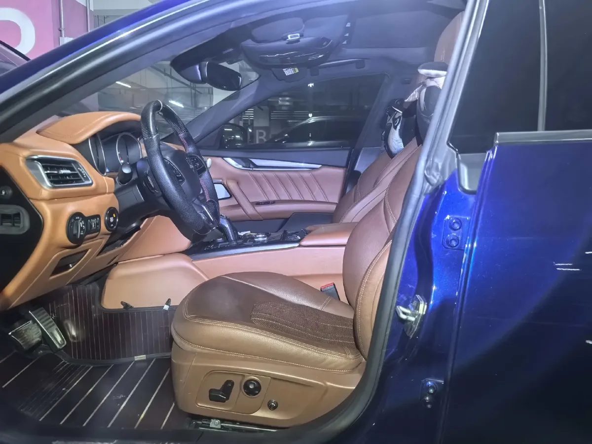 2019 Maserati Ghibli 3.0T 350HP V6 8AT,autocango,china used car exporter,china ev exporter,chinese used car exporter,chinese used ev exporter