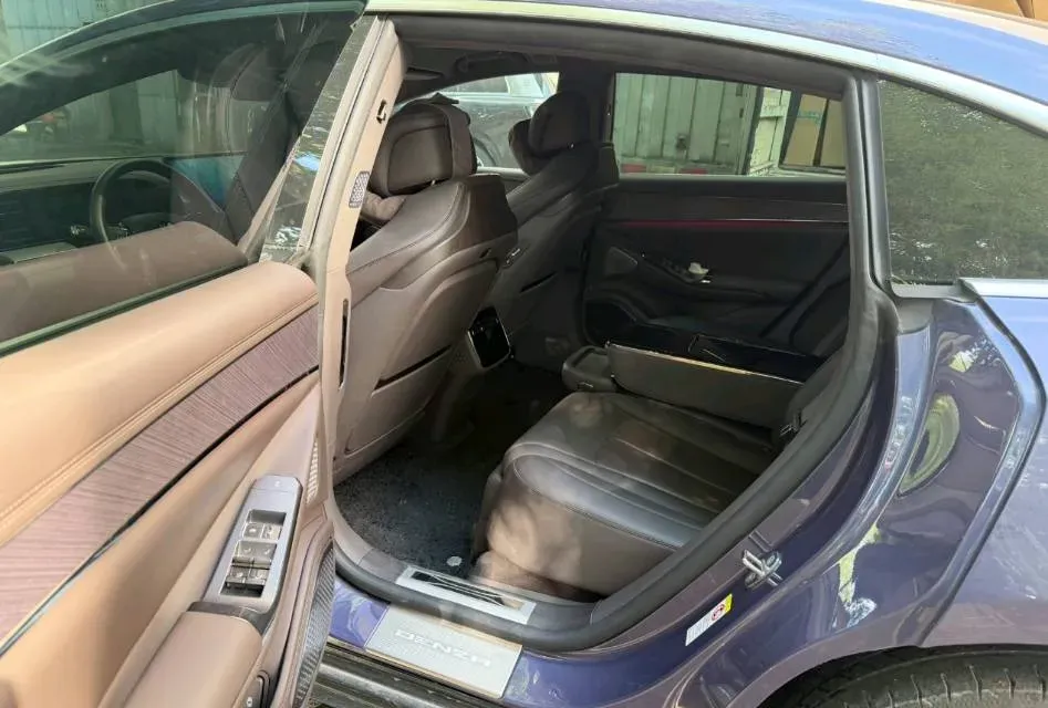 2024 Denza DenzaZ9 2.0T 207HP L4 E-CVT PHEV 38.5KWH,autocango,china used car exporter,china ev exporter,chinese used car exporter,chinese used ev exporter