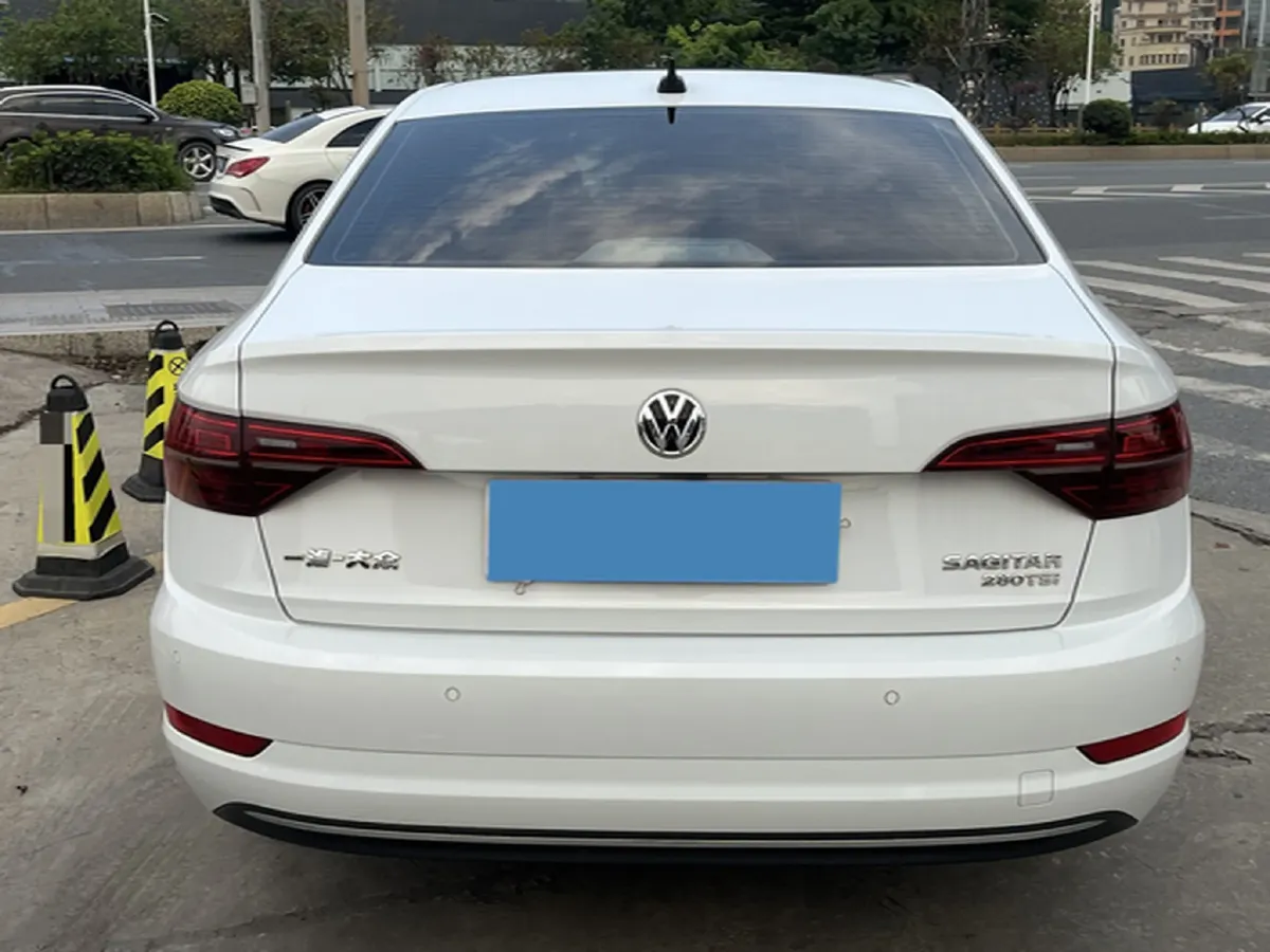2021 Volkswagen Sagitar 1.4T 150HP L4 7DCT,autocango,china used car exporter,china ev exporter,chinese used car exporter,chinese used ev exporter