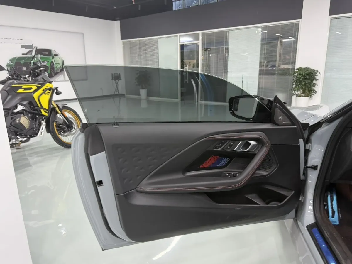 2024 BMW 2.0T 300HP L4 7DCT,autocango,china used car exporter,china ev exporter,chinese used car exporter,chinese used ev exporter
