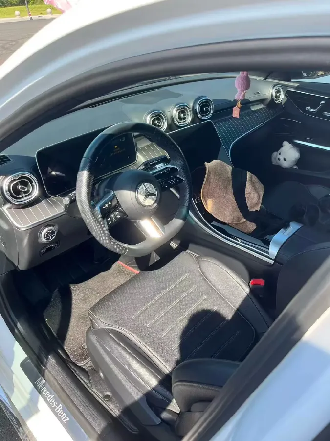 2023 Mercedes-Benz C Class 1.5T 204HP L4 9AT,autocango,china used car exporter,china ev exporter,chinese used car exporter,chinese used ev exporter
