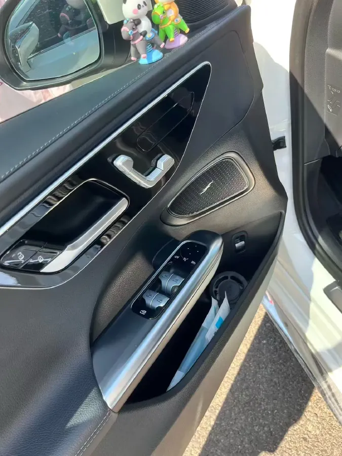 2023 Mercedes-Benz C Class 1.5T 204HP L4 9AT,autocango,china used car exporter,china ev exporter,chinese used car exporter,chinese used ev exporter