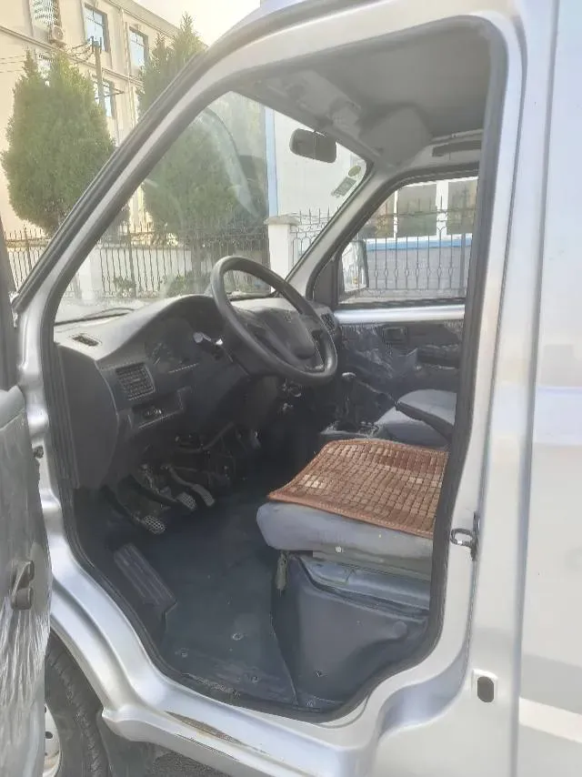 2021 WuLing RongGuang New Truck 1.5L 99HP L4 5MT,autocango,china used car exporter,china ev exporter,chinese used car exporter,chinese used ev exporter