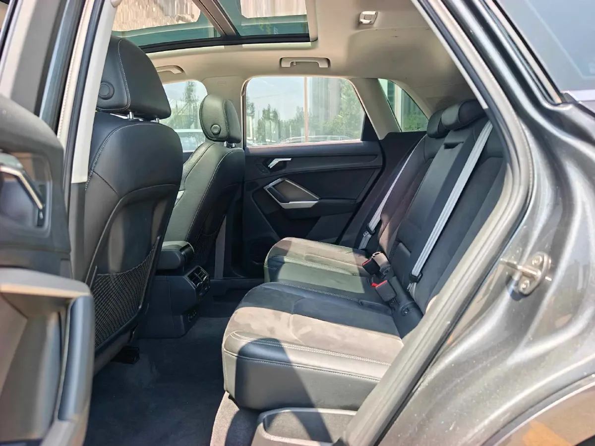 2020 Audi Q3 1.4T 150HP L4 7DCT,autocango,china used car exporter,china ev exporter,chinese used car exporter,chinese used ev exporter