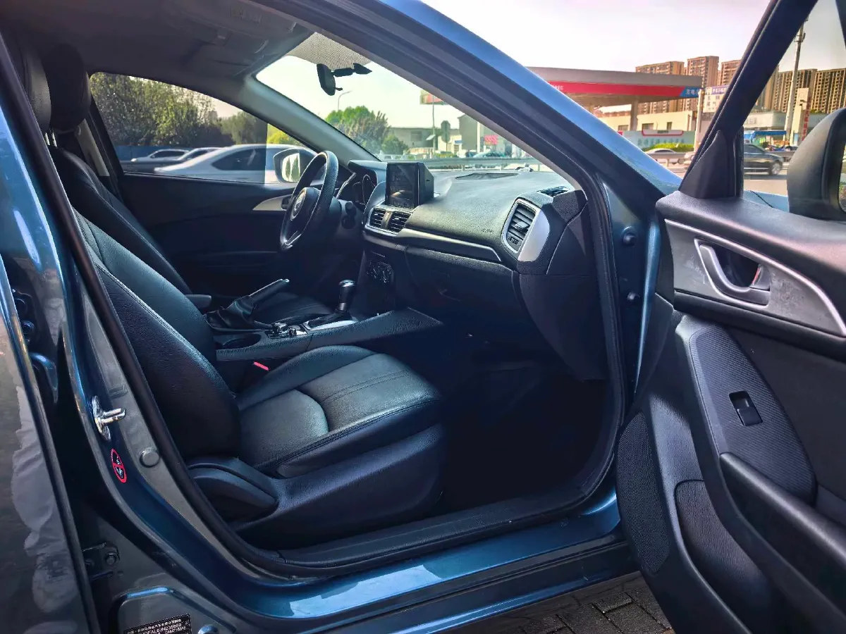 2017 Mazda 3 Axela 1.5L 117HP L4 6AT,autocango,china used car exporter,china ev exporter,chinese used car exporter,chinese used ev exporter