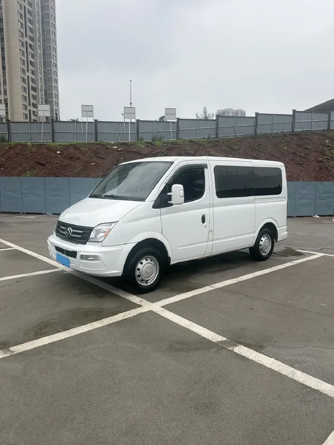 2021 MAXUS XinTu V80 2.0T 139HP L4 6MT,autocango,china used car exporter,china ev exporter,chinese used car exporter,chinese used ev exporter