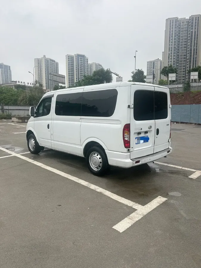 2021 MAXUS XinTu V80 2.0T 139HP L4 6MT,autocango,china used car exporter,china ev exporter,chinese used car exporter,chinese used ev exporter