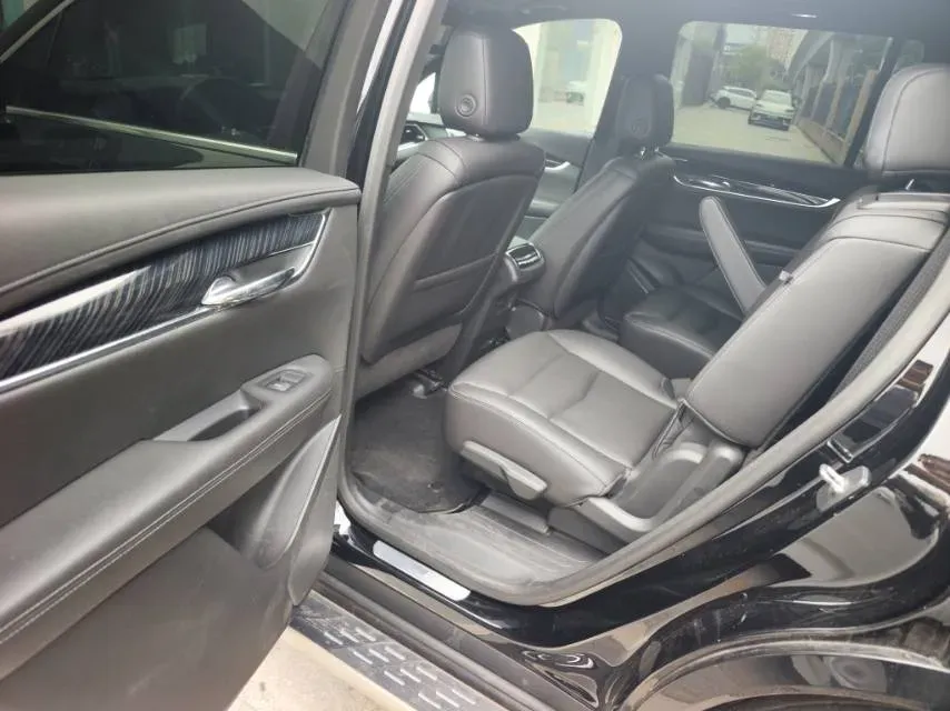 2021 Cadillac XT6 2.0T 237HP L4 9AT,autocango,china used car exporter,china ev exporter,chinese used car exporter,chinese used ev exporter
