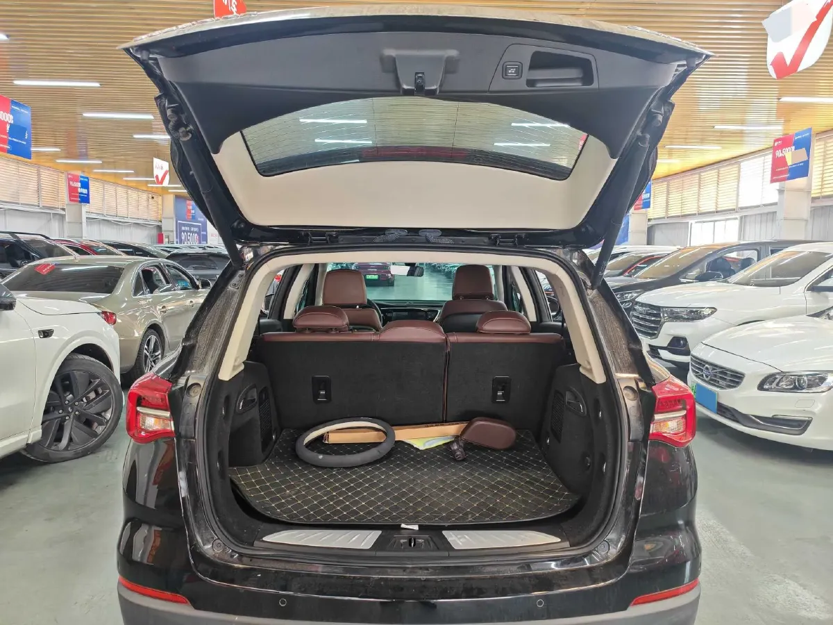 2021 Buick EnvisionPlus 1.5T 169HP L4 7DCT,autocango,china used car exporter,china ev exporter,chinese used car exporter,chinese used ev exporter