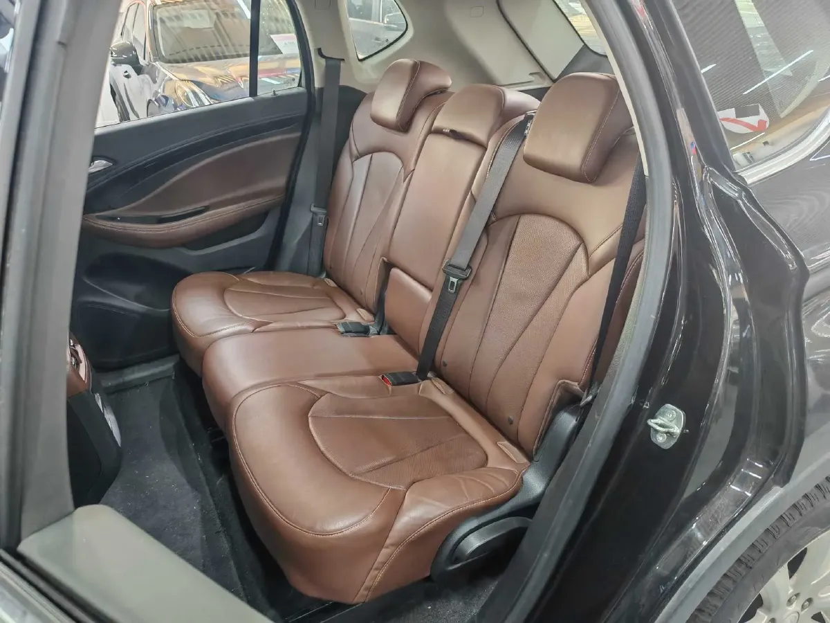 2021 Buick EnvisionPlus 1.5T 169HP L4 7DCT,autocango,china used car exporter,china ev exporter,chinese used car exporter,chinese used ev exporter