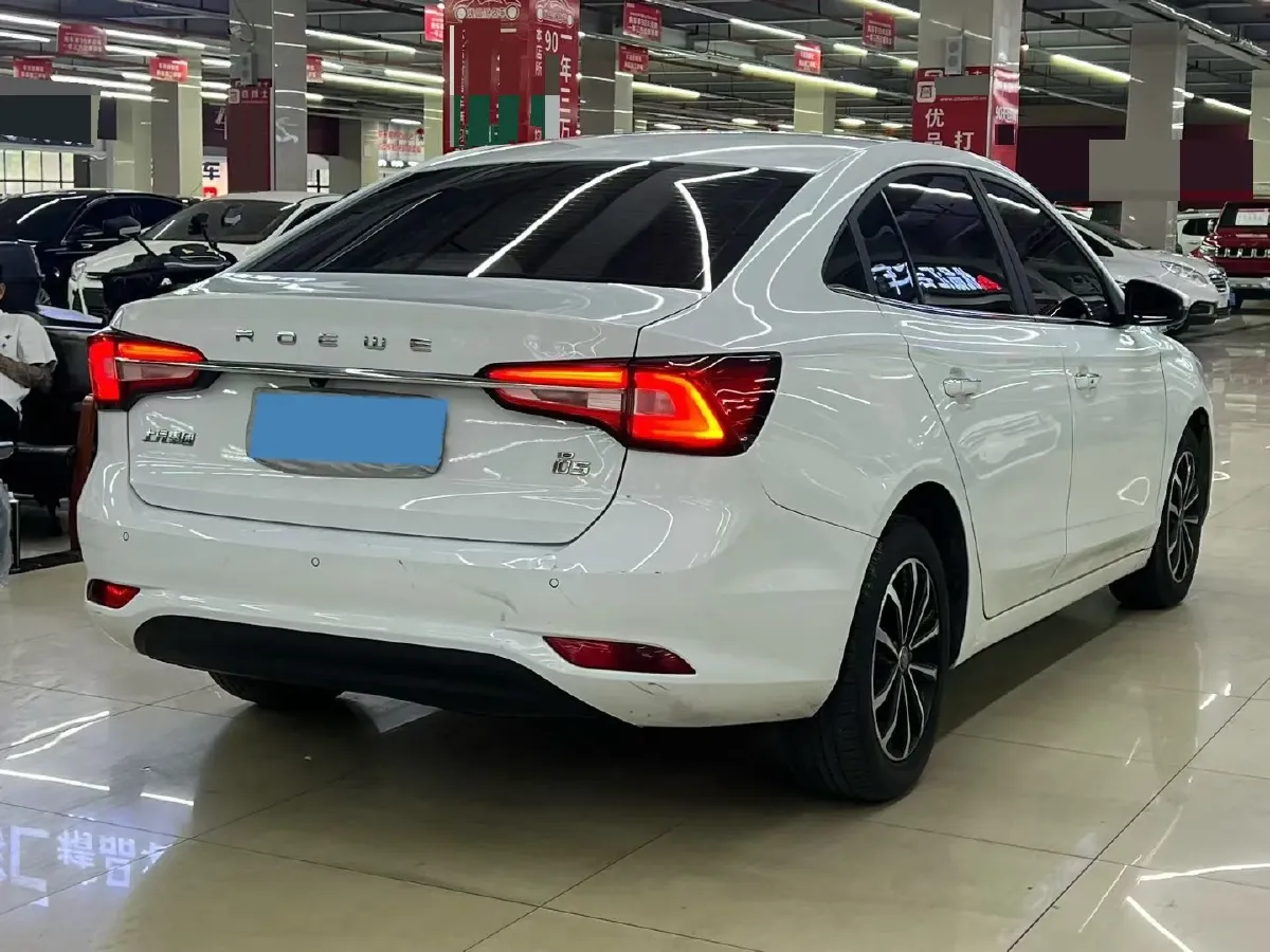 2020 Roewe i5 1.5L 120HP L4 CVT,autocango,china used car exporter,china ev exporter,chinese used car exporter,chinese used ev exporter