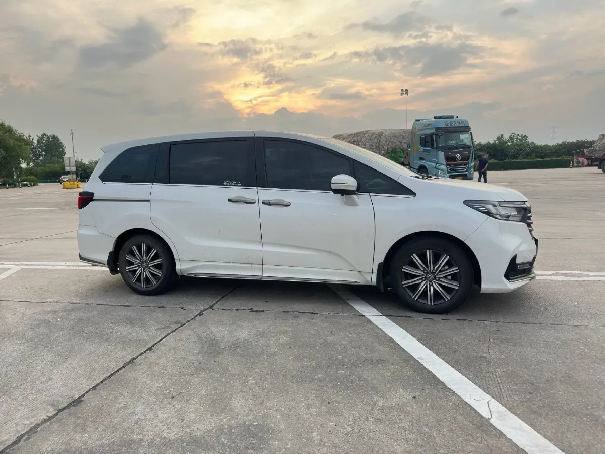 2024 Honda Odyssey 2.0L 146HP L4 E-CVT Hybrid,autocango,china used car exporter,china ev exporter,chinese used car exporter,chinese used ev exporter