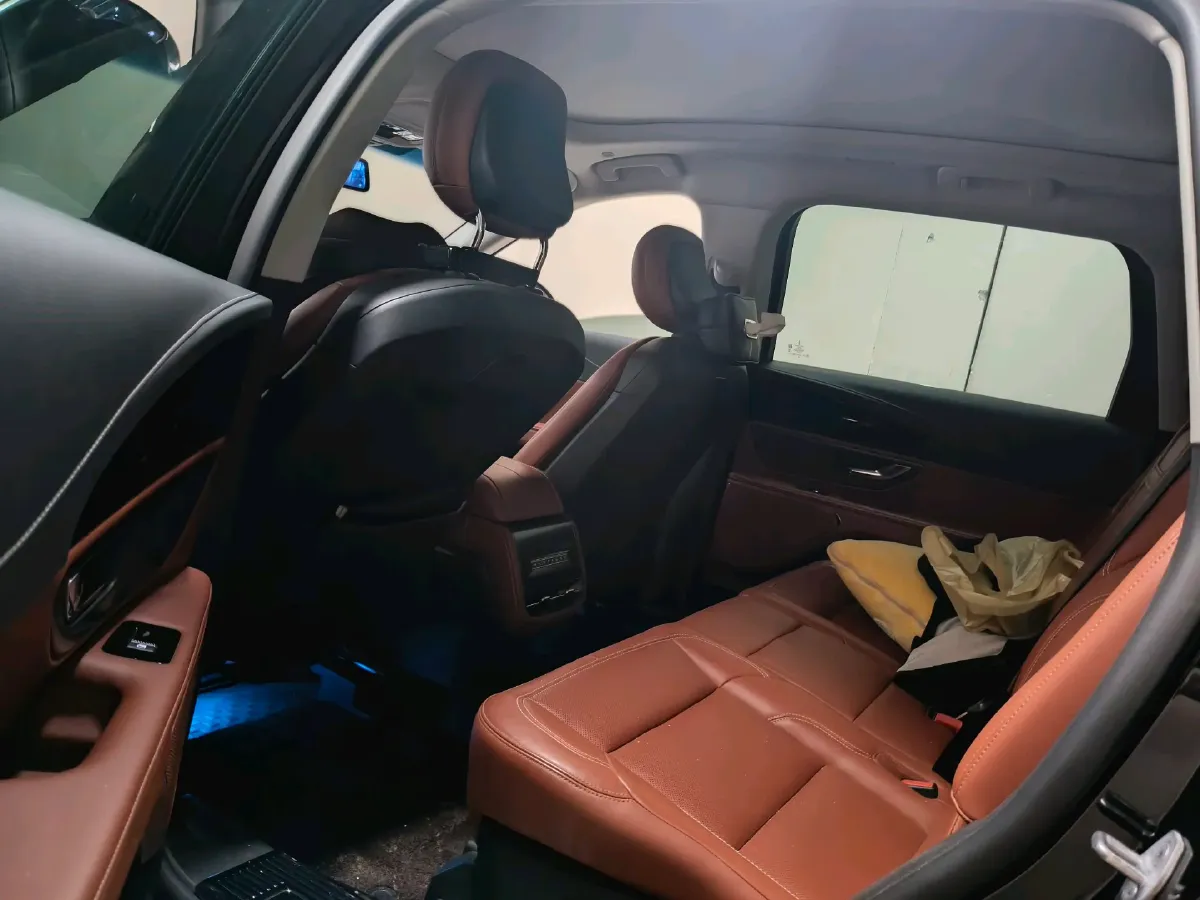 2023 Lincoln Nautilus 2.0T 261HP L4 8AT,autocango,china used car exporter,china ev exporter,chinese used car exporter,chinese used ev exporter