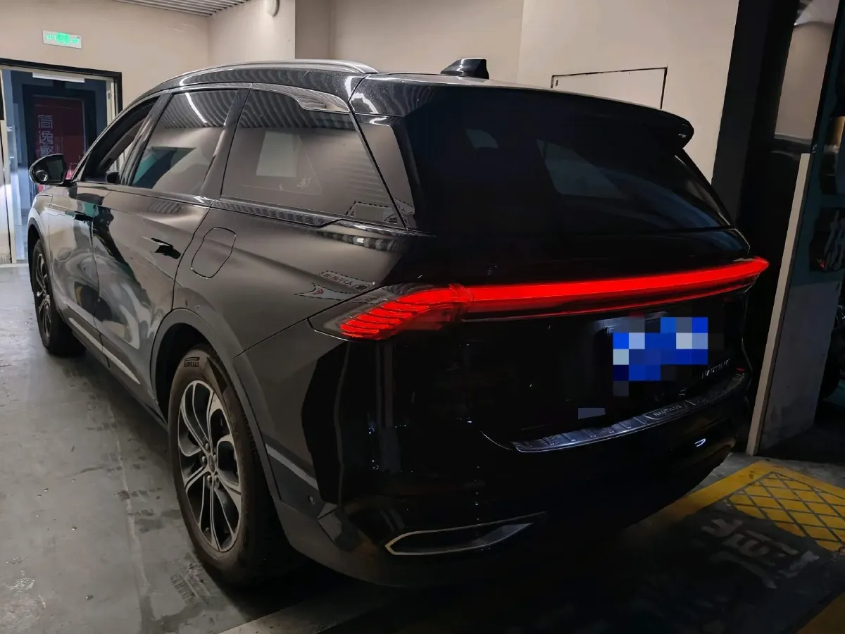 2023 Lincoln Nautilus 2.0T 261HP L4 8AT,autocango,china used car exporter,china ev exporter,chinese used car exporter,chinese used ev exporter