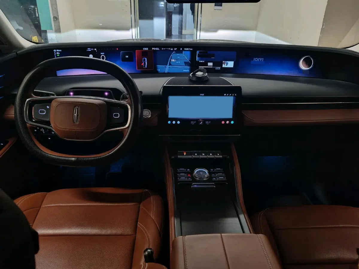 2023 Lincoln Nautilus 2.0T 261HP L4 8AT,autocango,china used car exporter,china ev exporter,chinese used car exporter,chinese used ev exporter