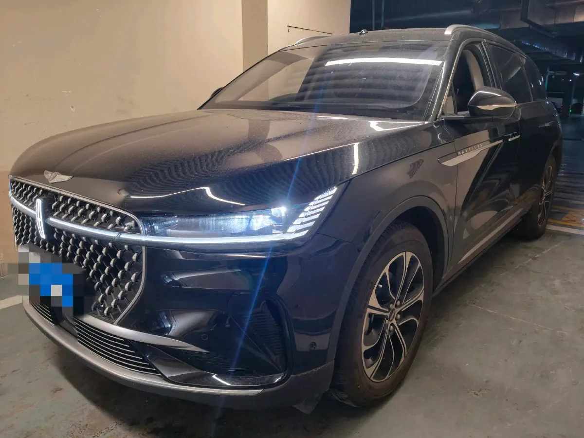 2023 Lincoln Nautilus 2.0T 261HP L4 8AT,autocango,china used car exporter,china ev exporter,chinese used car exporter,chinese used ev exporter