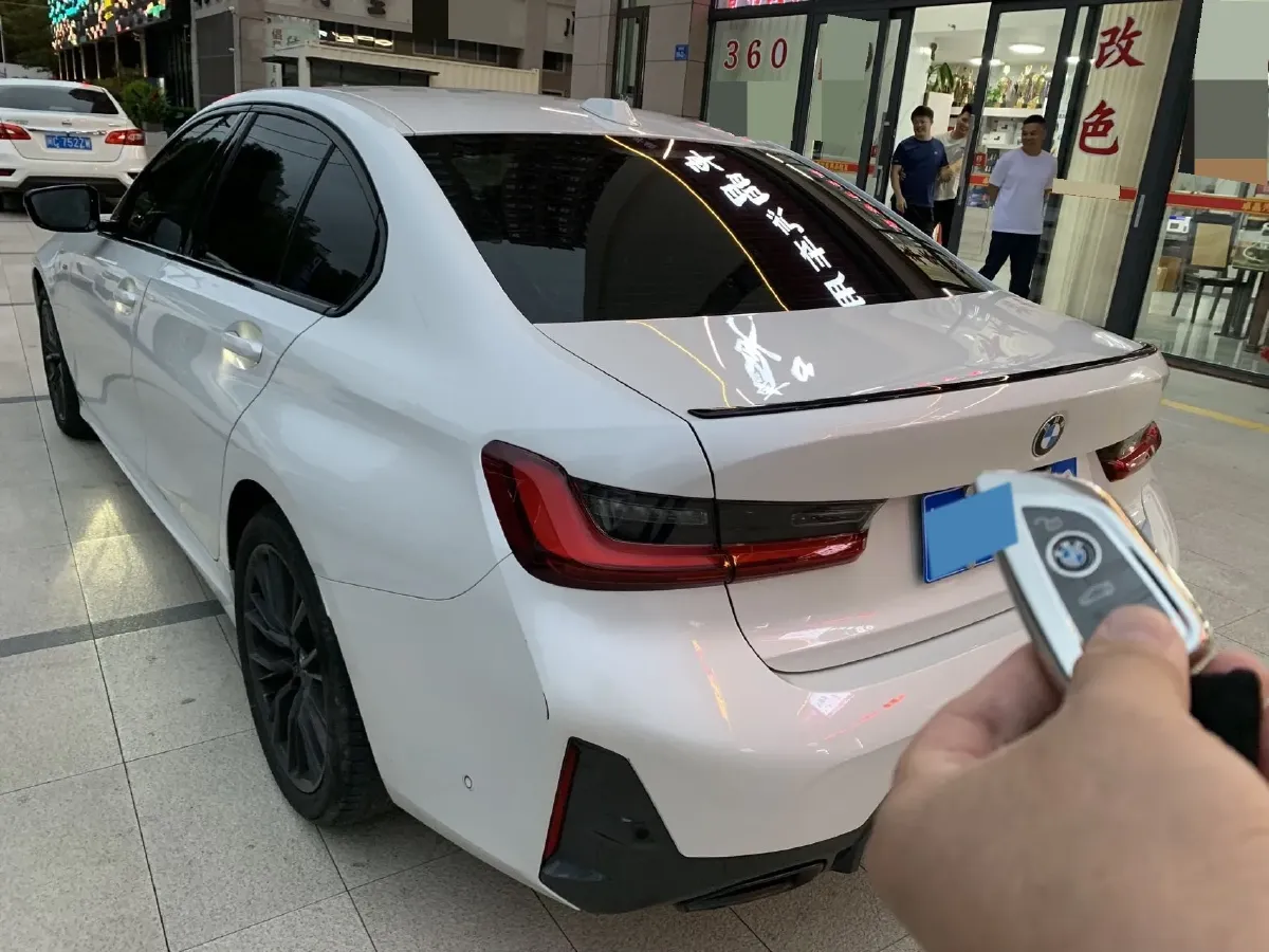 2023 BMW 3 Series 2.0T 184HP L4 8AT,autocango,china used car exporter,china ev exporter,chinese used car exporter,chinese used ev exporter