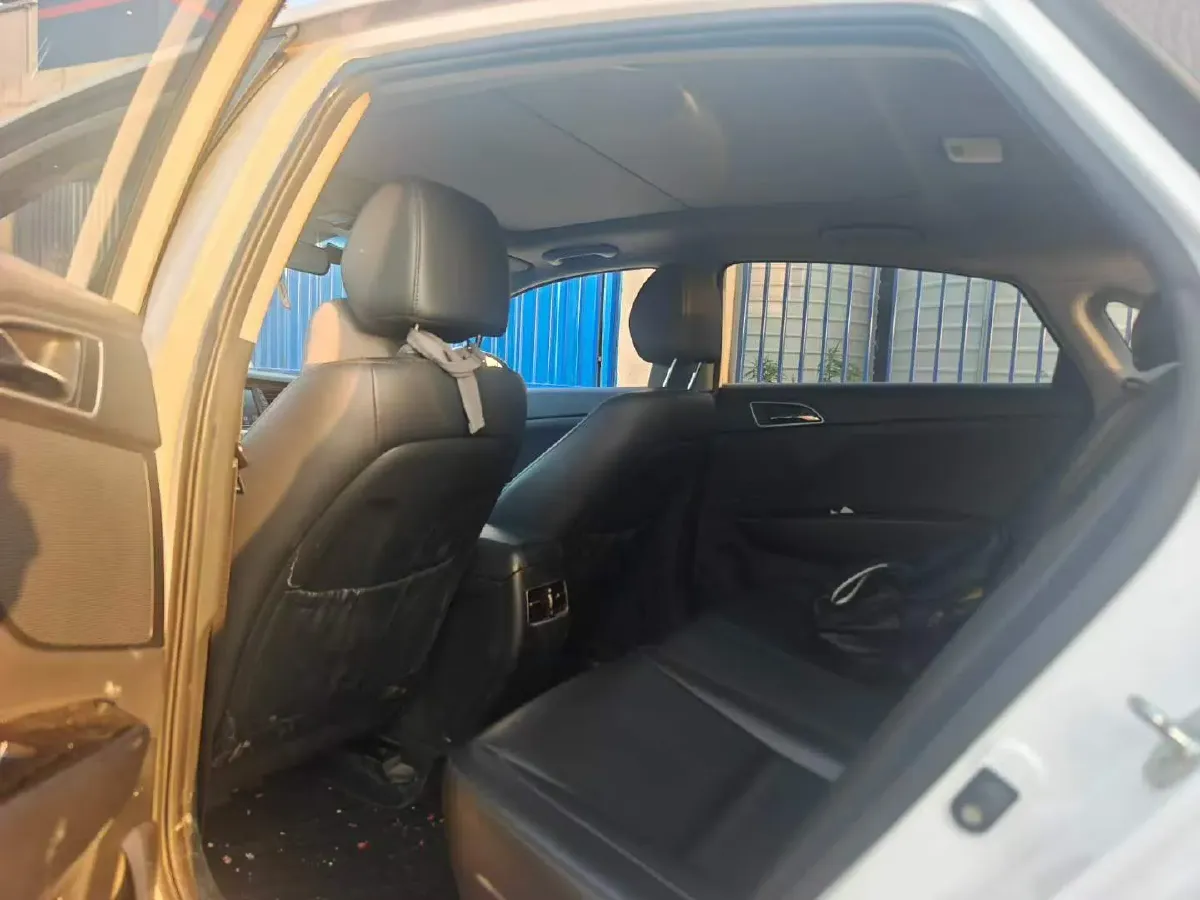 2017 Hyundai Mistra 1.8L 143HP L4 6AT,autocango,china used car exporter,china ev exporter,chinese used car exporter,chinese used ev exporter