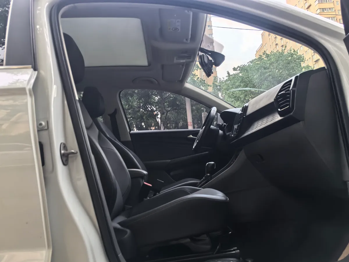 2020 Jetta VS7 1.4T 150HP L4 6AT,autocango,china used car exporter,china ev exporter,chinese used car exporter,chinese used ev exporter