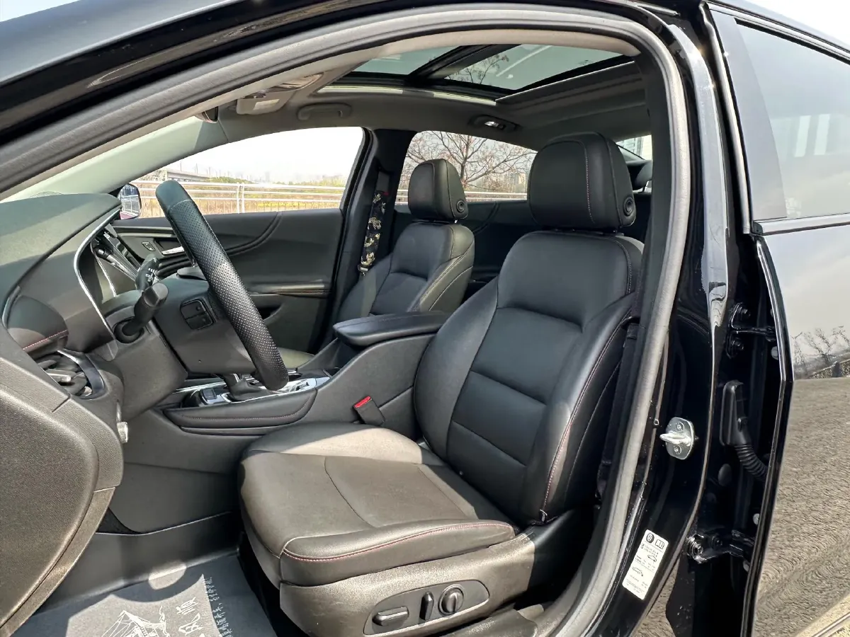 2021 Chevrolet Malibu XL 2.0T 237HP L4 9AT,autocango,china used car exporter,china ev exporter,chinese used car exporter,chinese used ev exporter