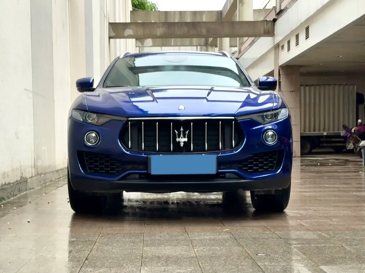 2018 Maserati Levante 3.0T 350HP V6 8AT,autocango,china used car exporter,china ev exporter,chinese used car exporter,chinese used ev exporter