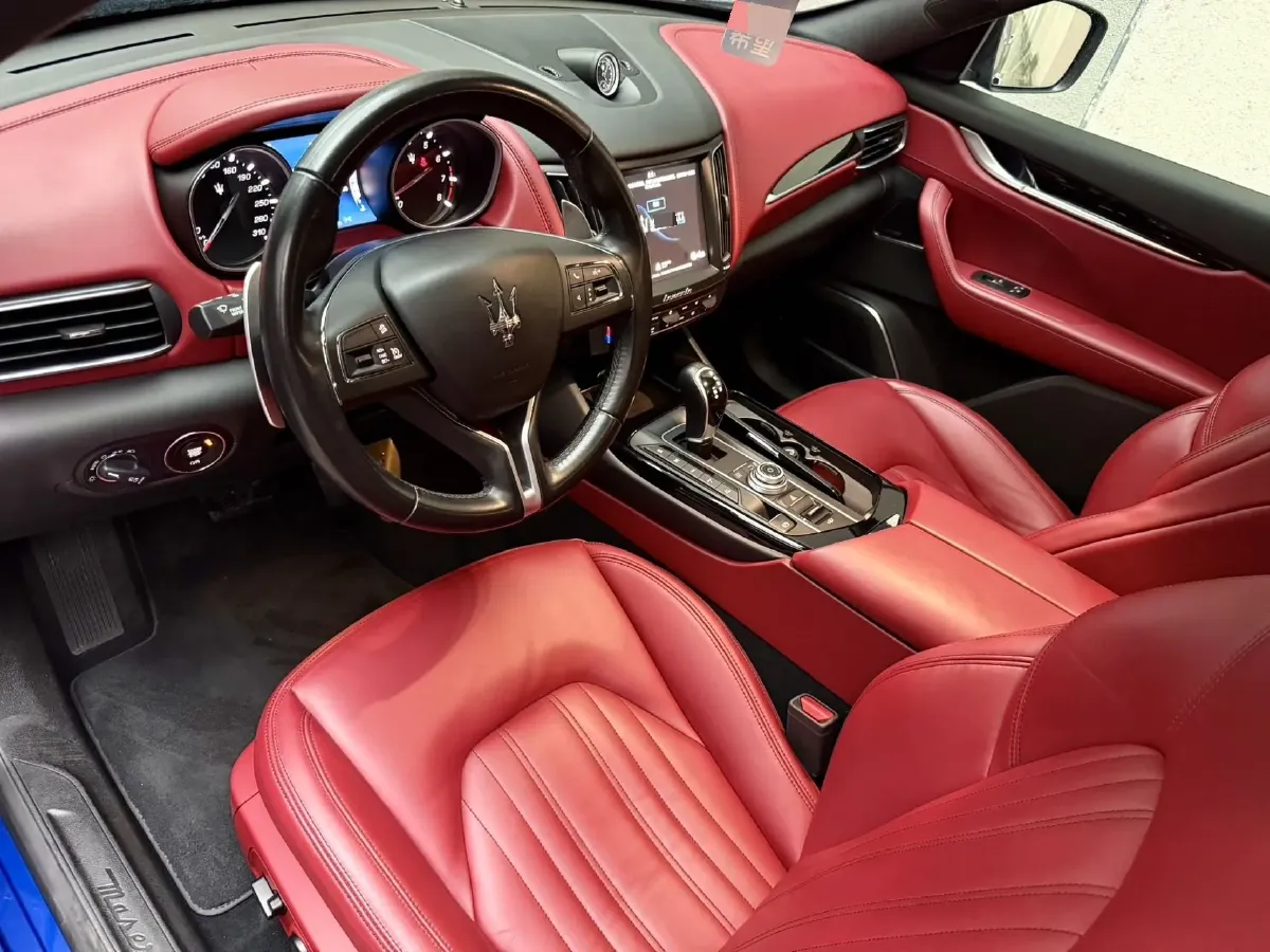 2018 Maserati Levante 3.0T 350HP V6 8AT,autocango,china used car exporter,china ev exporter,chinese used car exporter,chinese used ev exporter