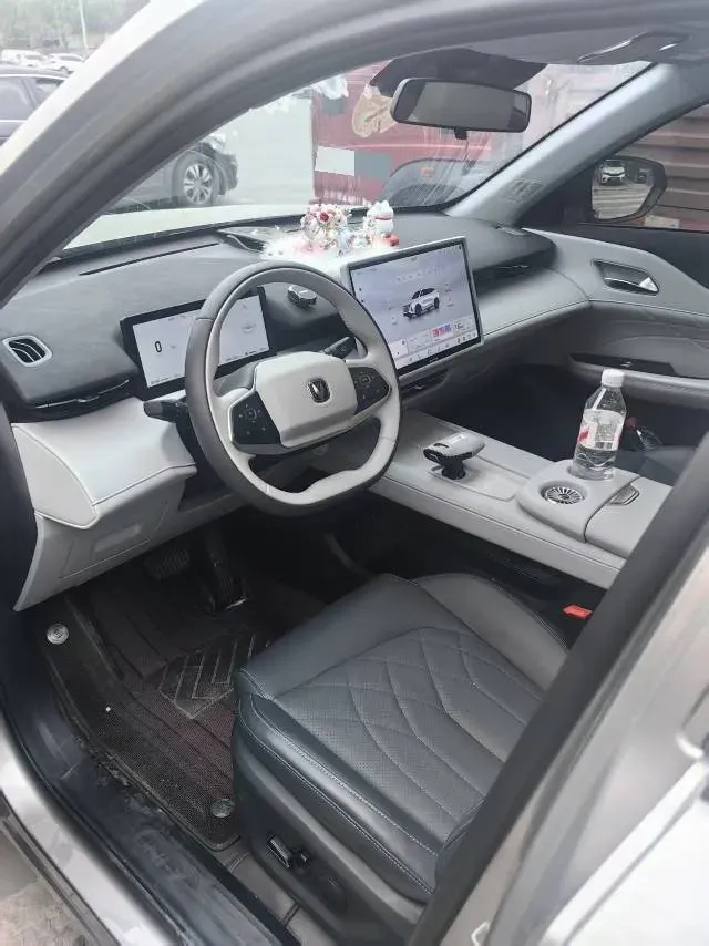 2024 ChangAn UNI-Z 1.5L 98HP L4 E-CVT PHEV 18.4KWH,autocango,china used car exporter,china ev exporter,chinese used car exporter,chinese used ev exporter