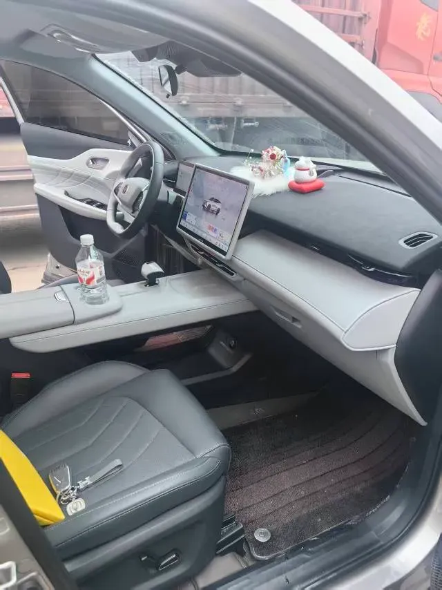 2024 ChangAn UNI-Z 1.5L 98HP L4 E-CVT PHEV 18.4KWH,autocango,china used car exporter,china ev exporter,chinese used car exporter,chinese used ev exporter