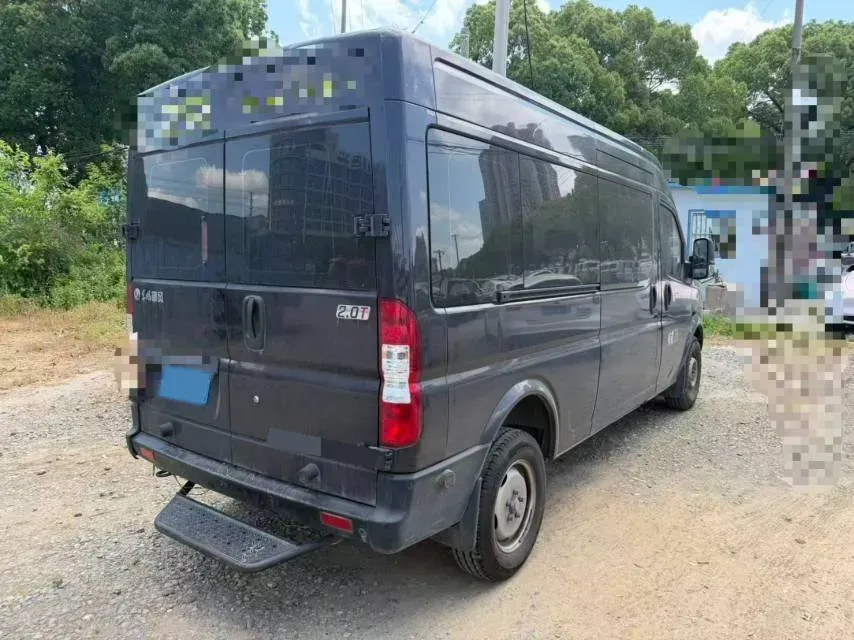 2023 DongFeng DFAC YuFeng 2.0T 136HP L4 7DCT,autocango,china used car exporter,china ev exporter,chinese used car exporter,chinese used ev exporter
