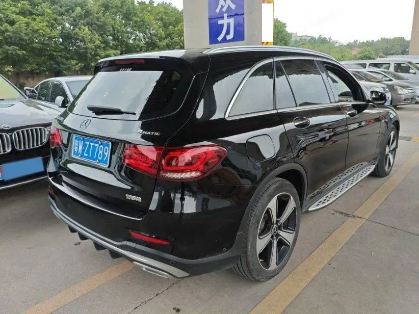 2022 Mercedes-Benz GLC Class 2.0T 258HP L4 9AT,autocango,china used car exporter,china ev exporter,chinese used car exporter,chinese used ev exporter