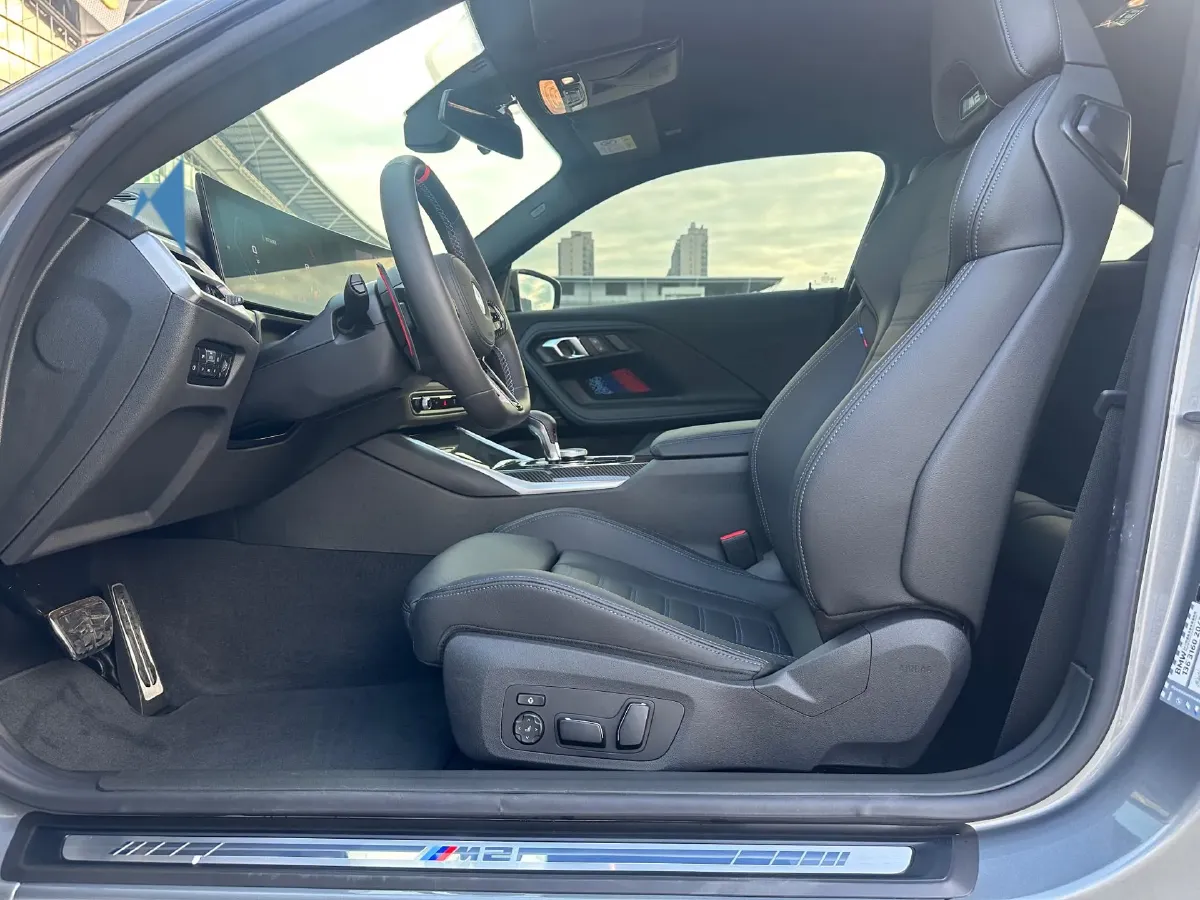 2024 BMW M2 3.0T 480HP L6 8AT,autocango,china used car exporter,china ev exporter,chinese used car exporter,chinese used ev exporter