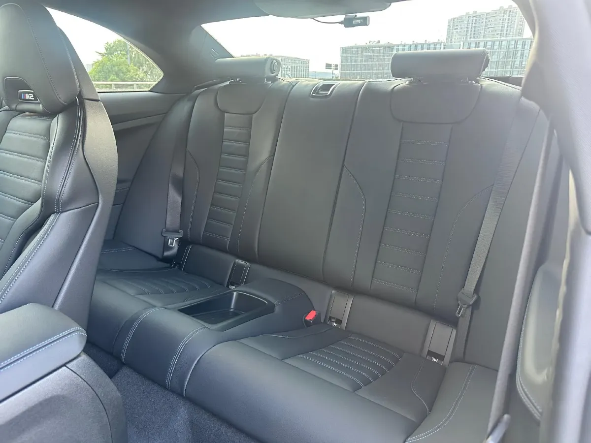 2024 BMW M2 3.0T 480HP L6 8AT,autocango,china used car exporter,china ev exporter,chinese used car exporter,chinese used ev exporter