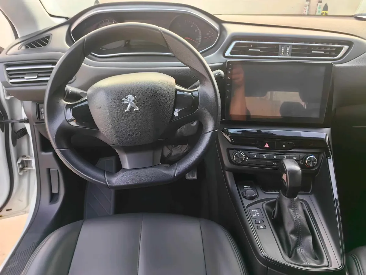 2018 Peugeot 308 1.6L 117HP L4 6AT,autocango,china used car exporter,china ev exporter,chinese used car exporter,chinese used ev exporter