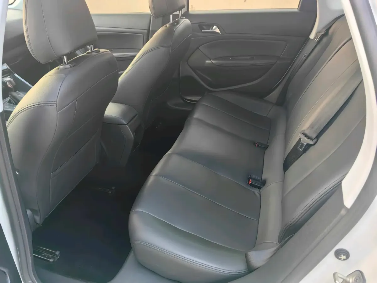 2018 Peugeot 308 1.6L 117HP L4 6AT,autocango,china used car exporter,china ev exporter,chinese used car exporter,chinese used ev exporter