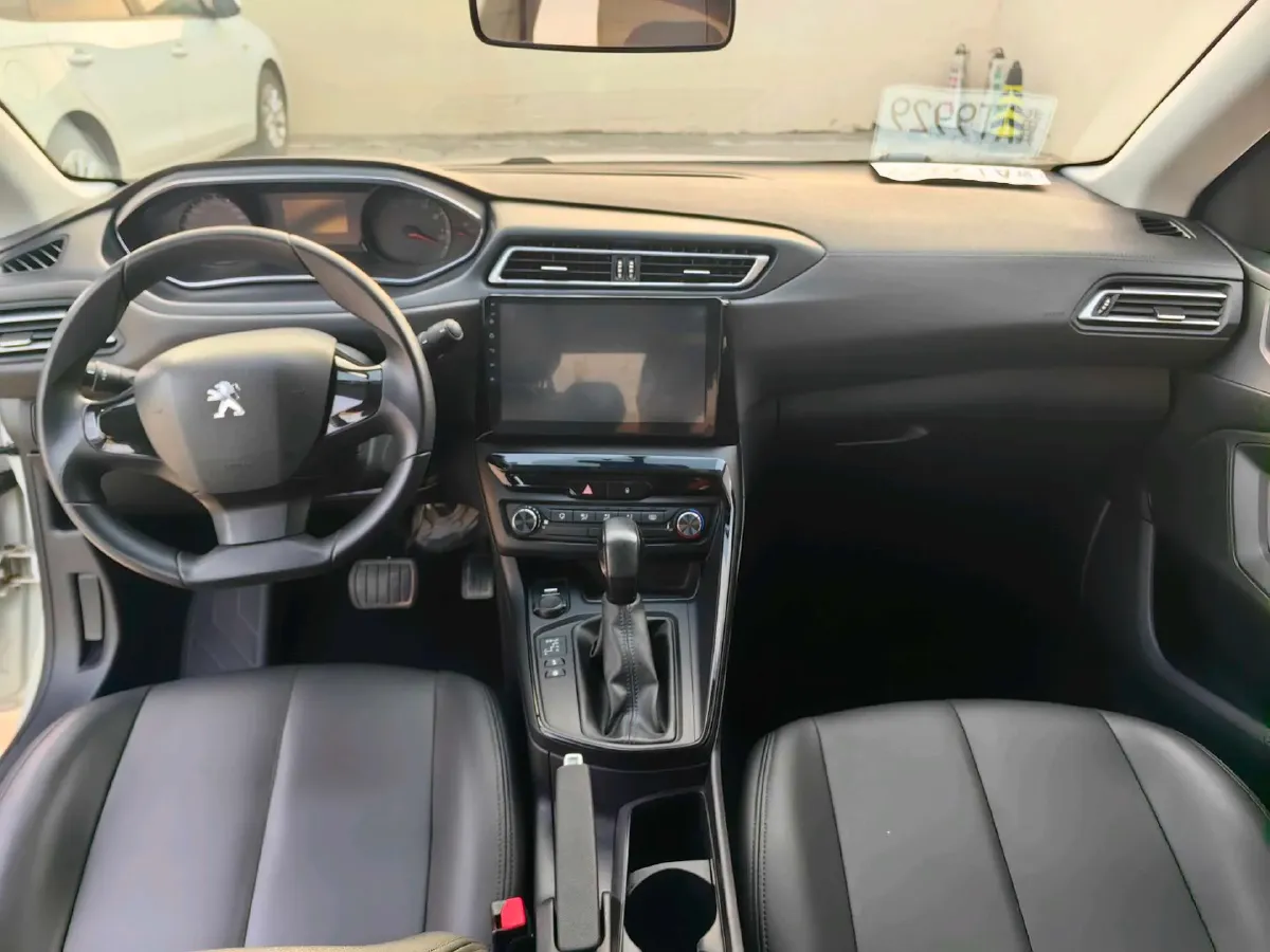 2018 Peugeot 308 1.6L 117HP L4 6AT,autocango,china used car exporter,china ev exporter,chinese used car exporter,chinese used ev exporter