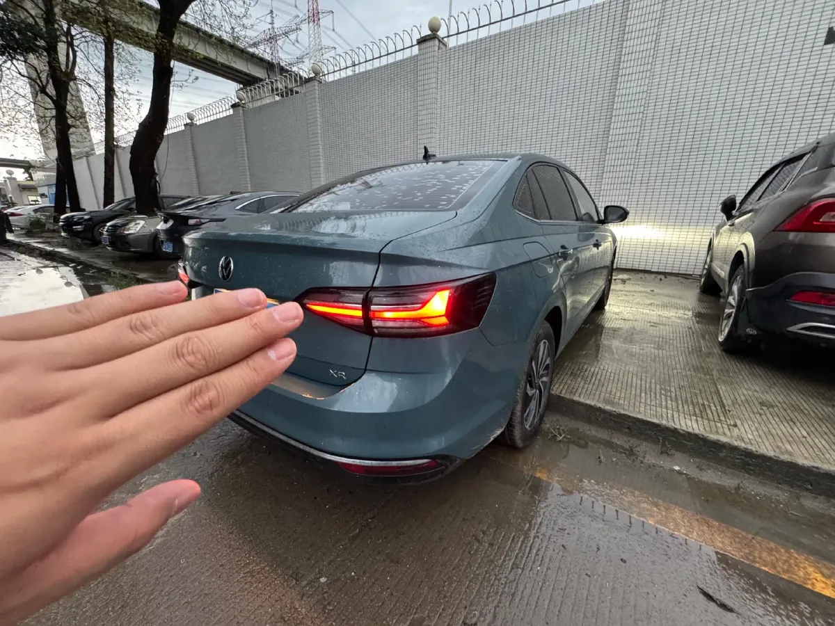 2023 Volkswagen Lavida 1.5L 110HP L4 6AT,autocango,china used car exporter,china ev exporter,chinese used car exporter,chinese used ev exporter