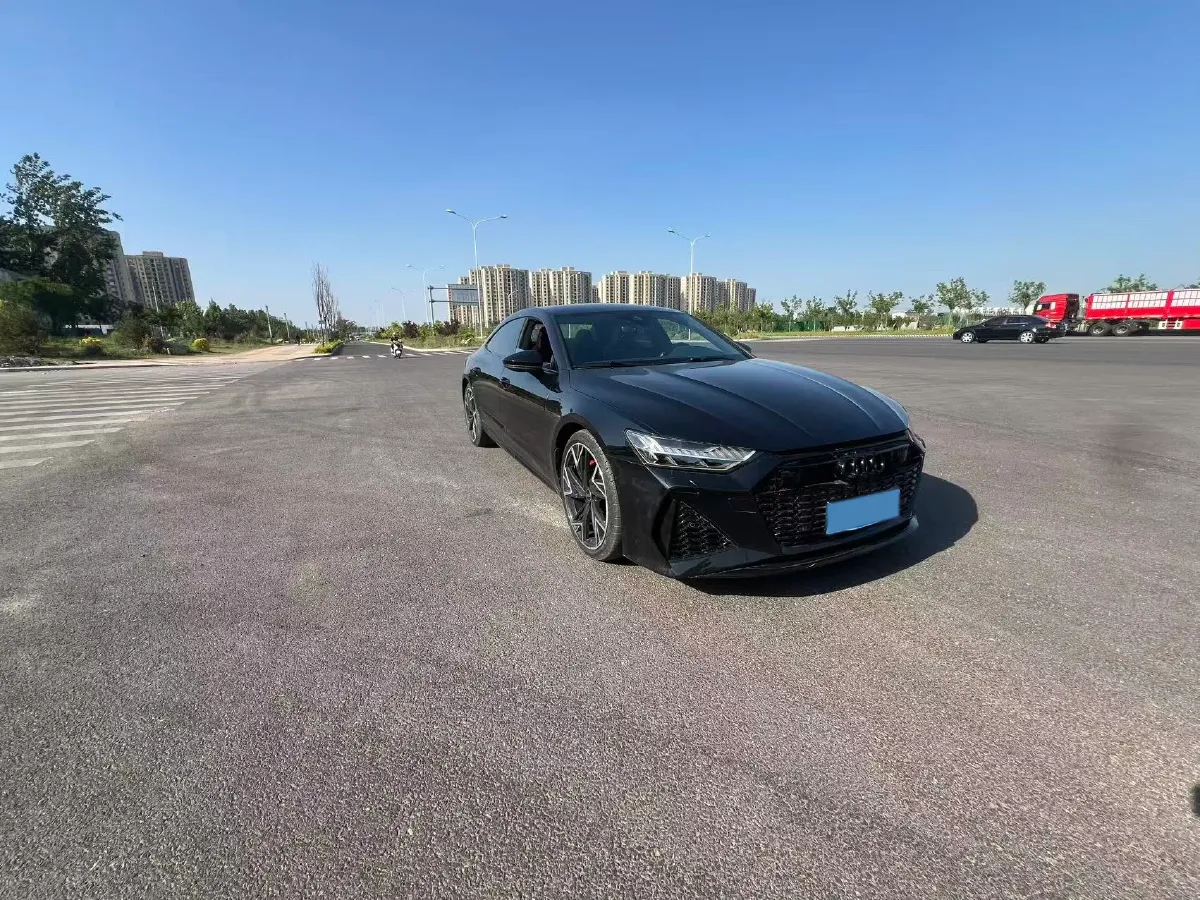 2024 Audi A7L 2.0T 245HP L4 7DCT,autocango,china used car exporter,china ev exporter,chinese used car exporter,chinese used ev exporter