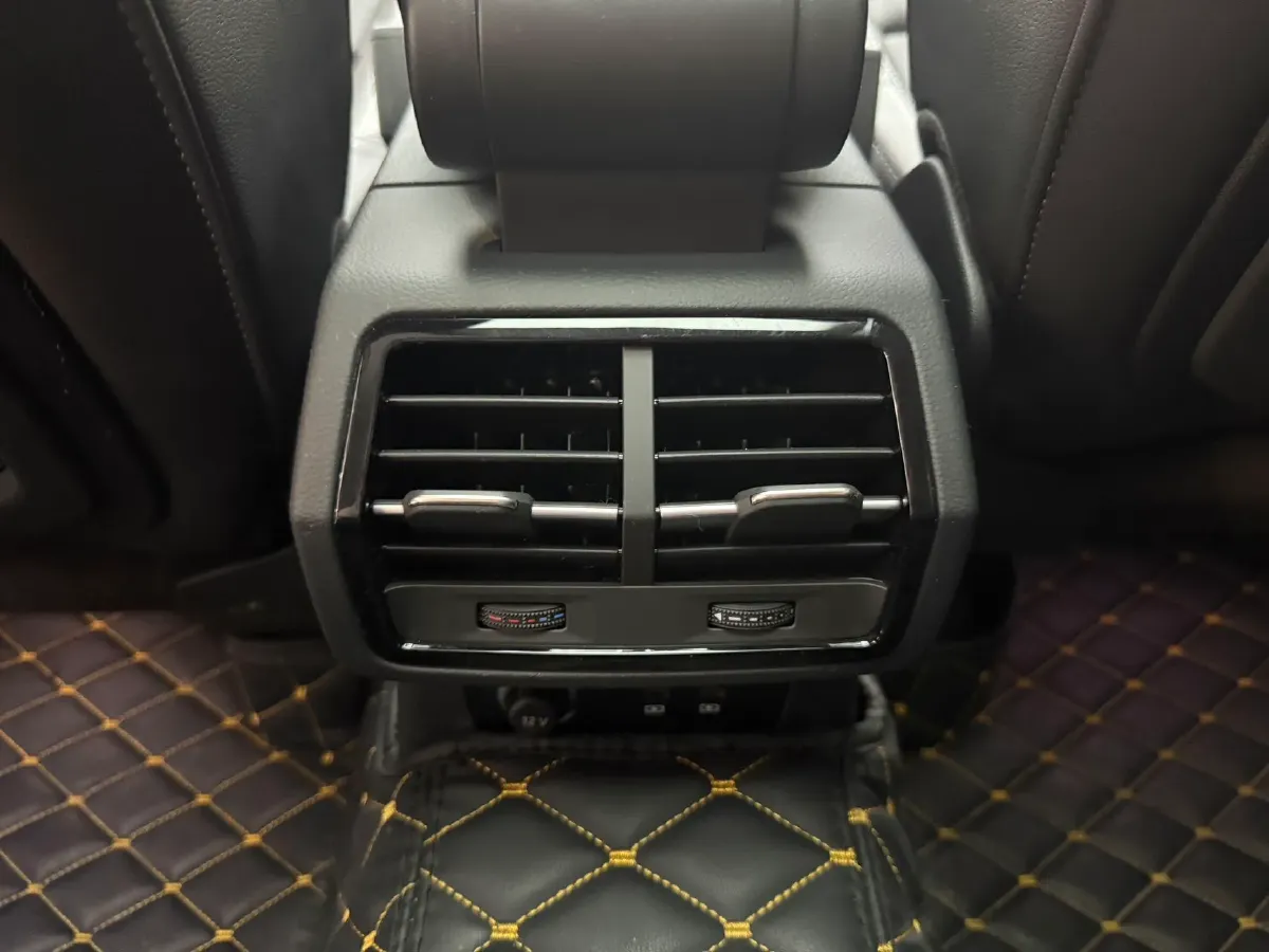 2023 Audi Q3 1.4T 150HP L4 7DCT,autocango,china used car exporter,china ev exporter,chinese used car exporter,chinese used ev exporter