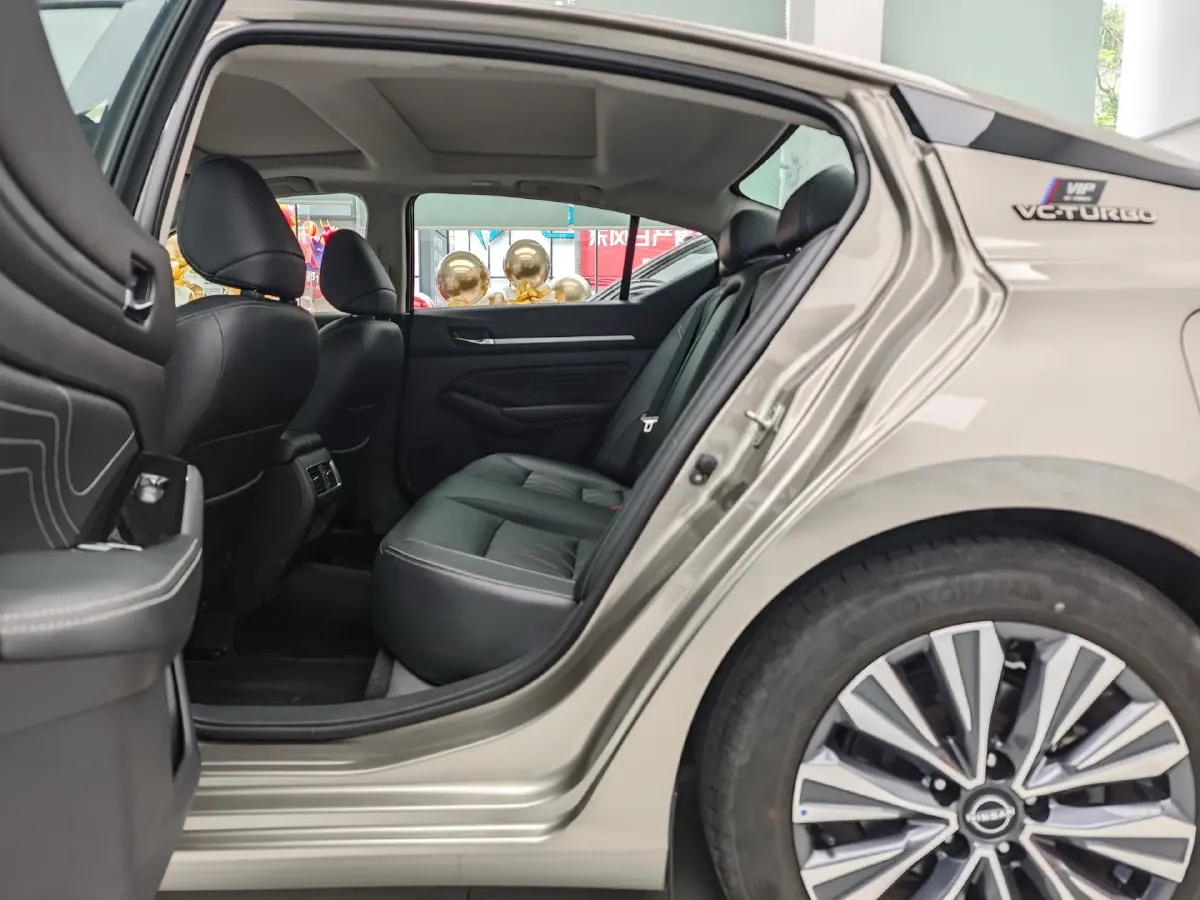 2022 Nissan Teana 2.0L 156HP L4 CVT,autocango,china used car exporter,china ev exporter,chinese used car exporter,chinese used ev exporter