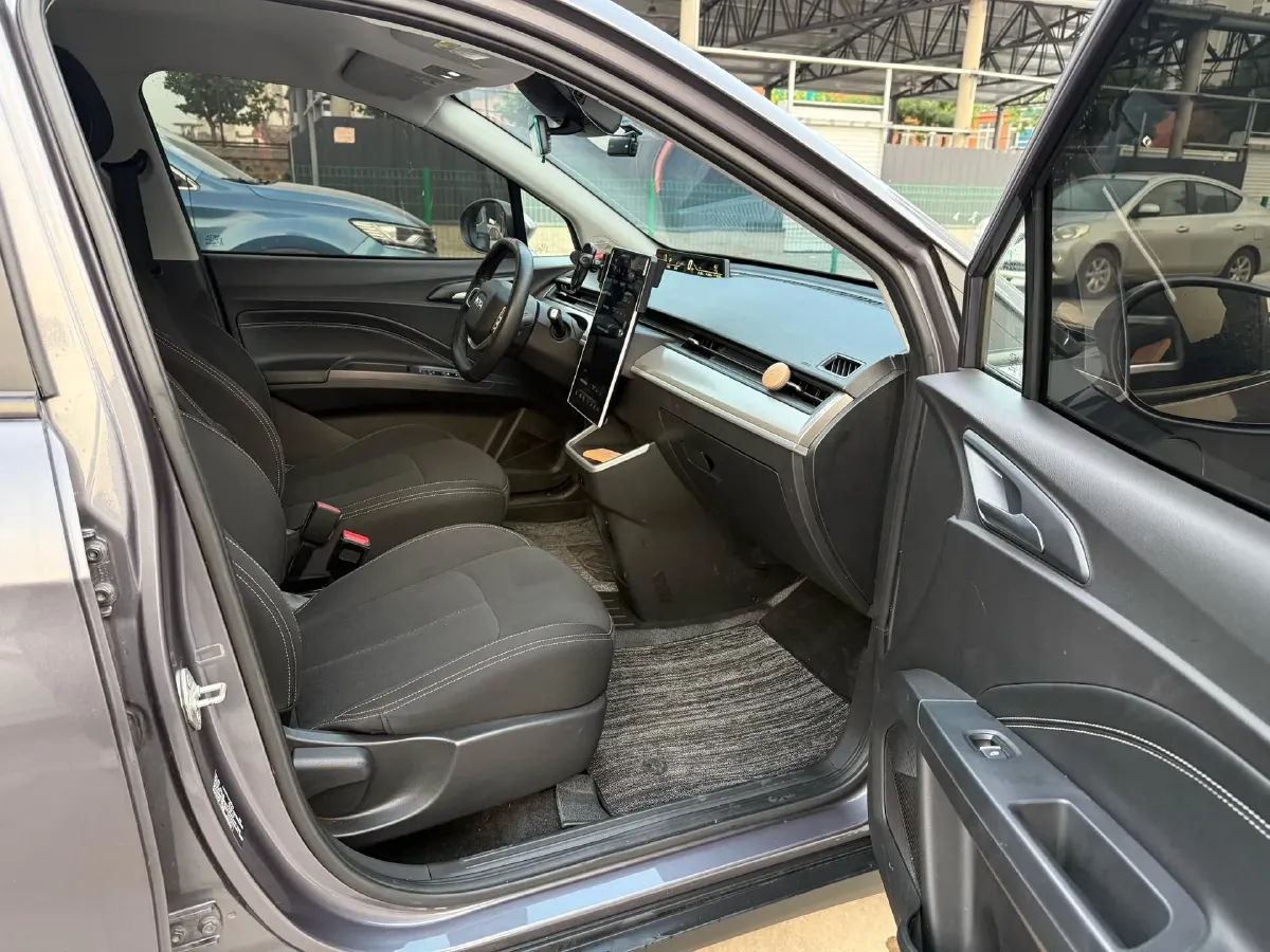 2022 Leapmotor T03 BEV 41KWH,autocango,china used car exporter,china ev exporter,chinese used car exporter,chinese used ev exporter