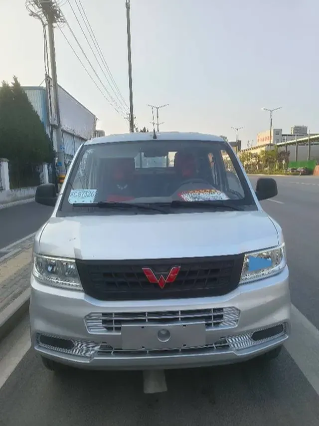 2019 WuLing RongGuang New Truck 1.8L 125HP L4 5MT,autocango,china used car exporter,china ev exporter,chinese used car exporter,chinese used ev exporter